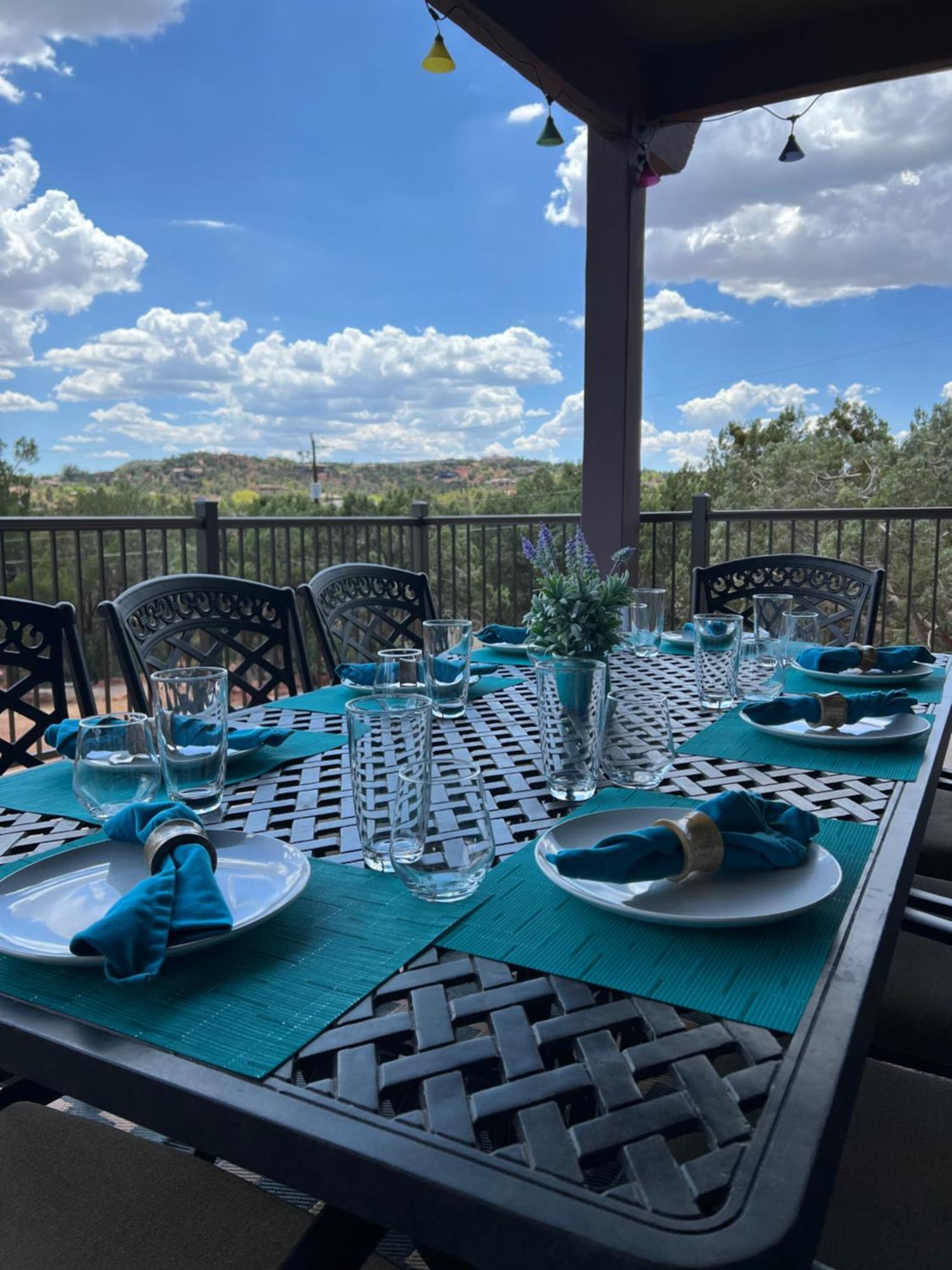 Close To Fresh Creek! Sleeps 12 ~ Amazing Views W/Serene Open Space ~ Hot Tub + Game Room ~ Trails Outside Sedona Exterior foto